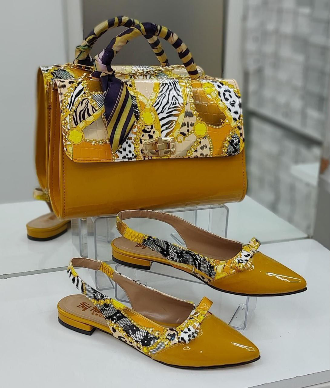 Designer Print Close Toe Shoes