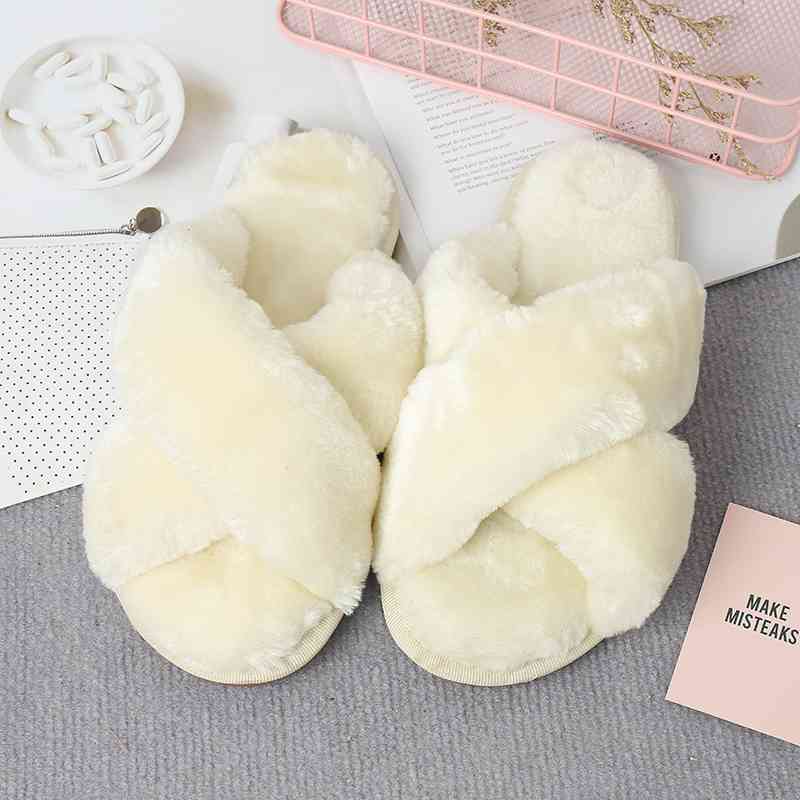 Faux Fur Crisscross Strap Slippers