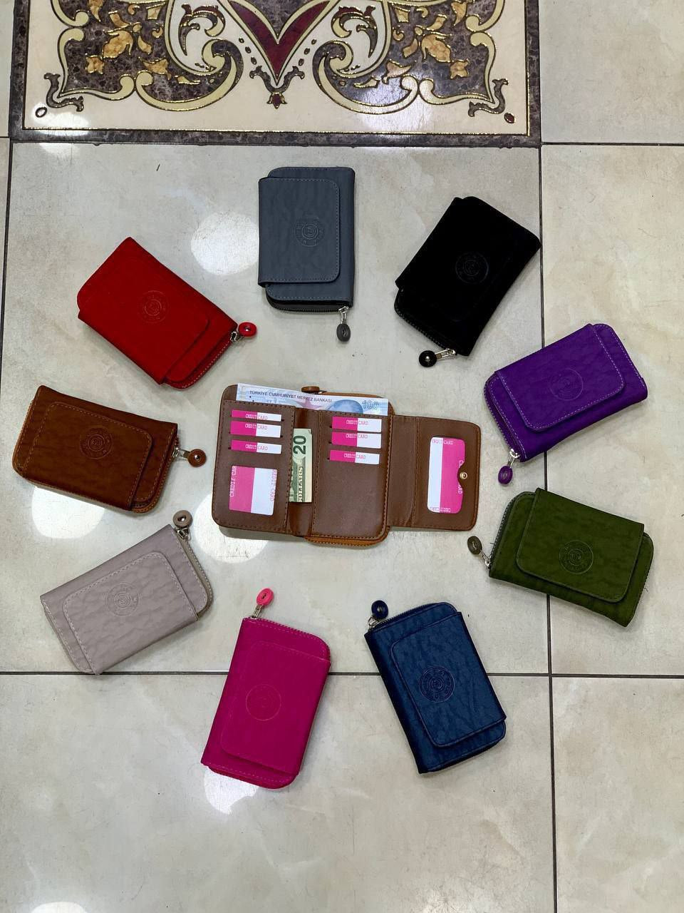 Carried Wallet with Zipper