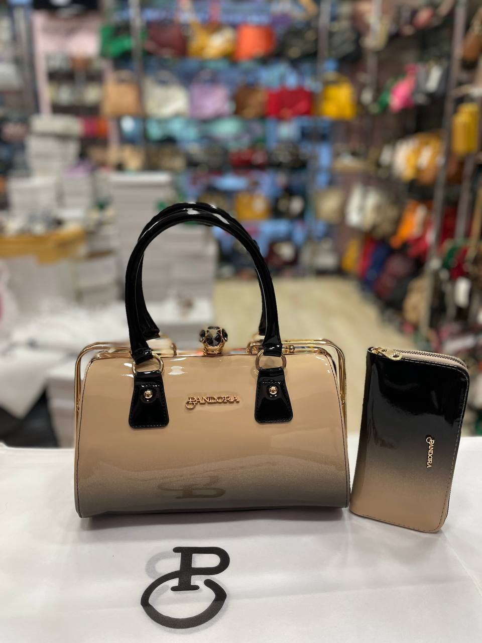 Pandora Glossy Handbag and Wallet Set