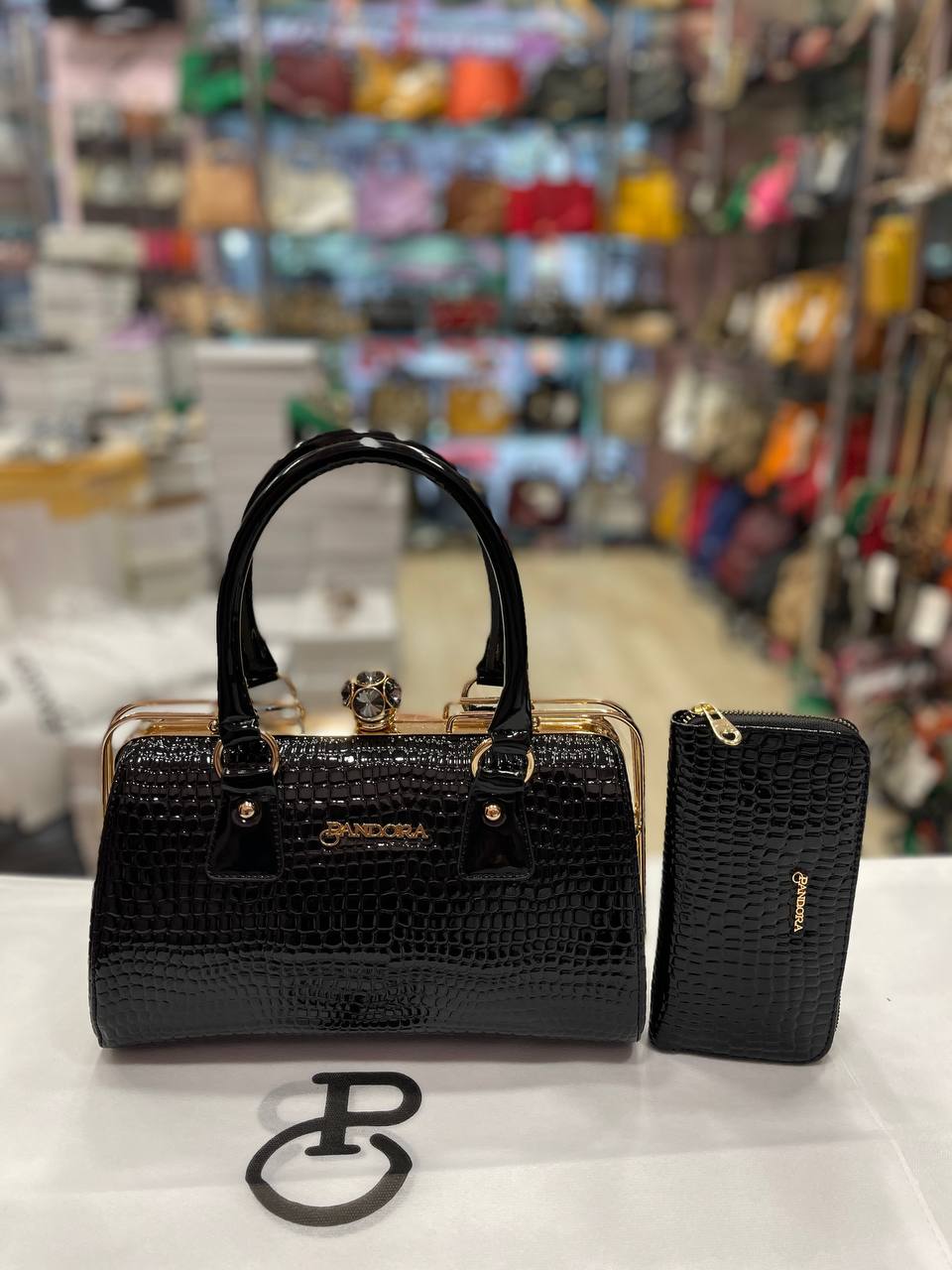 Pandora Glossy Handbag and Wallet Set