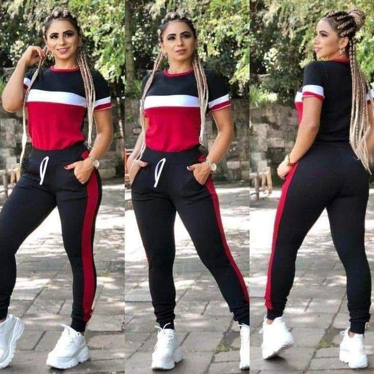 Comfy and Cozy Women's Color Band Jogger and T-Shirt Set