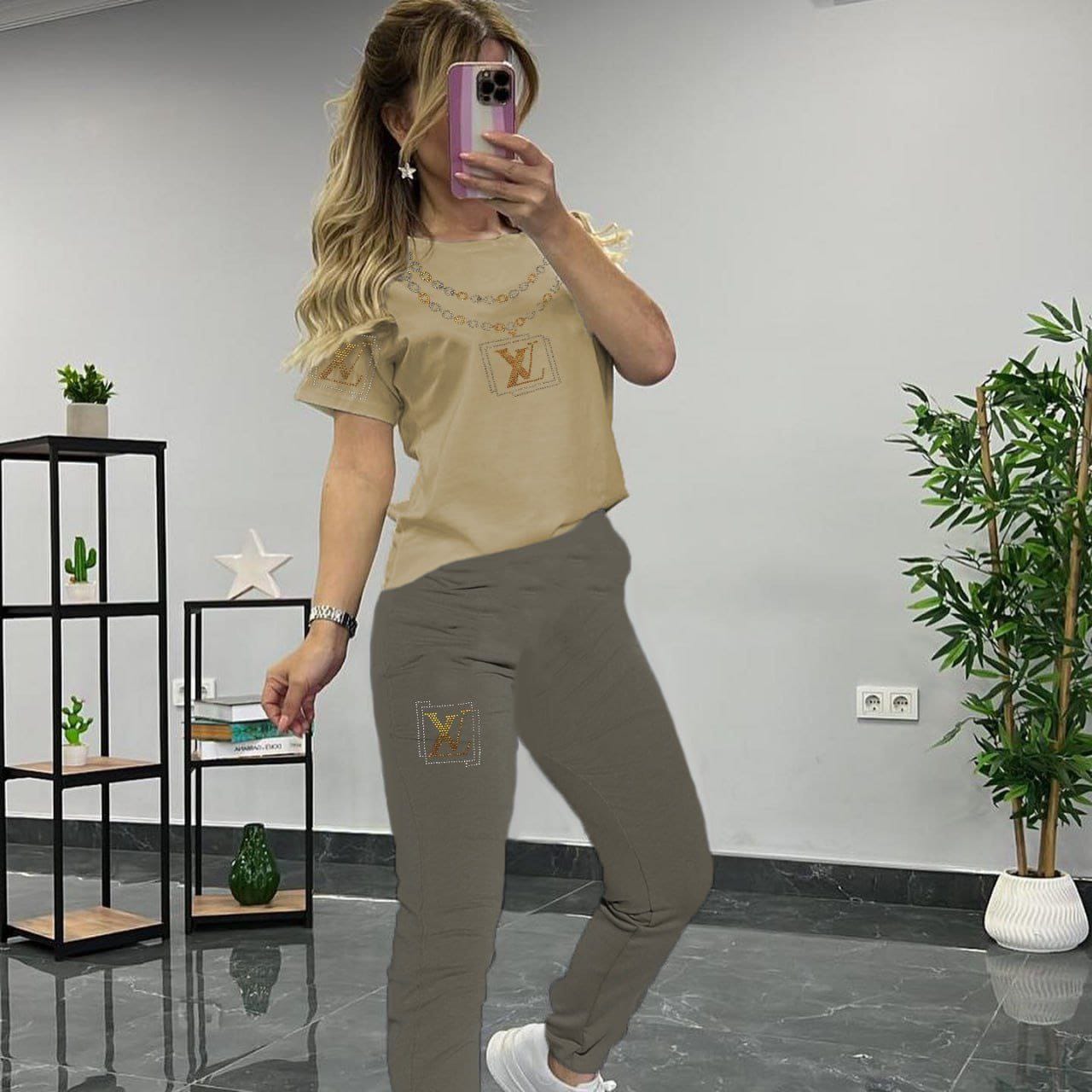 Women's Pleated Sleeve Shirt and Plain Jogger Set